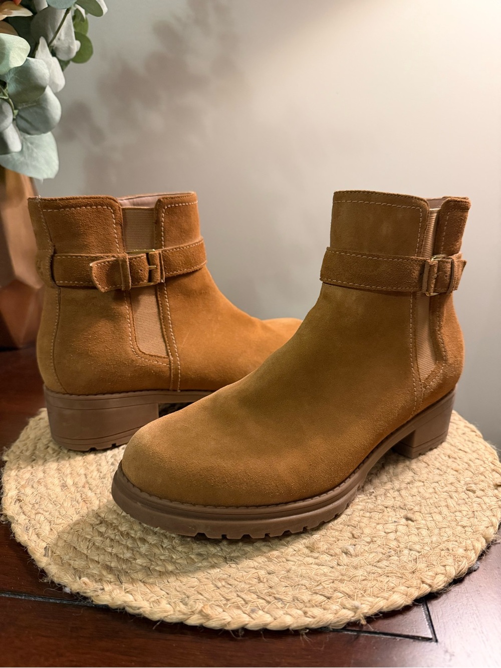NWOB Cole Haan Catherine Waterproof Suede Ankle Boots in Golden Honey